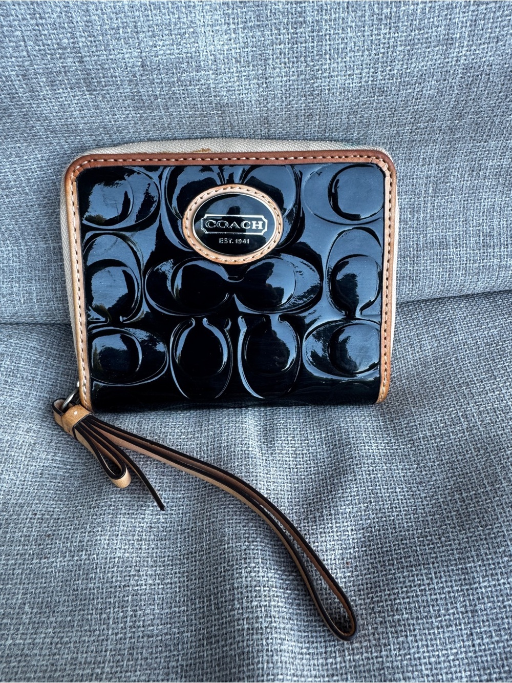 Coach Black Embossed Patent Leather Signature C Zip-Around Wristlet Wallet